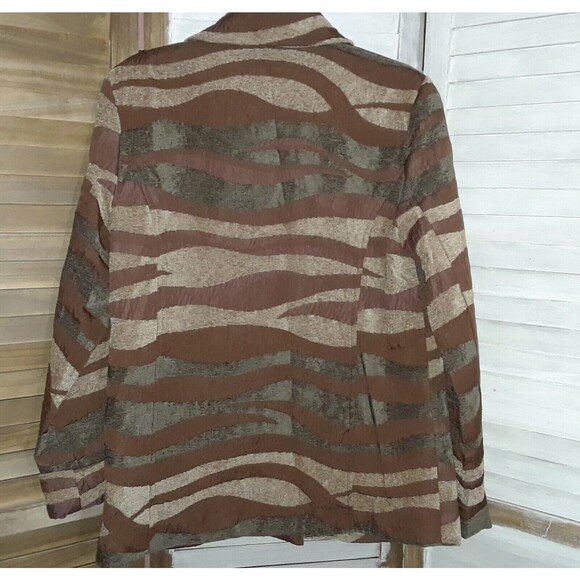 Erin London Women's Jacket Size Large Button Front Quilted Tapestry Pockets - Picture 2 of 7